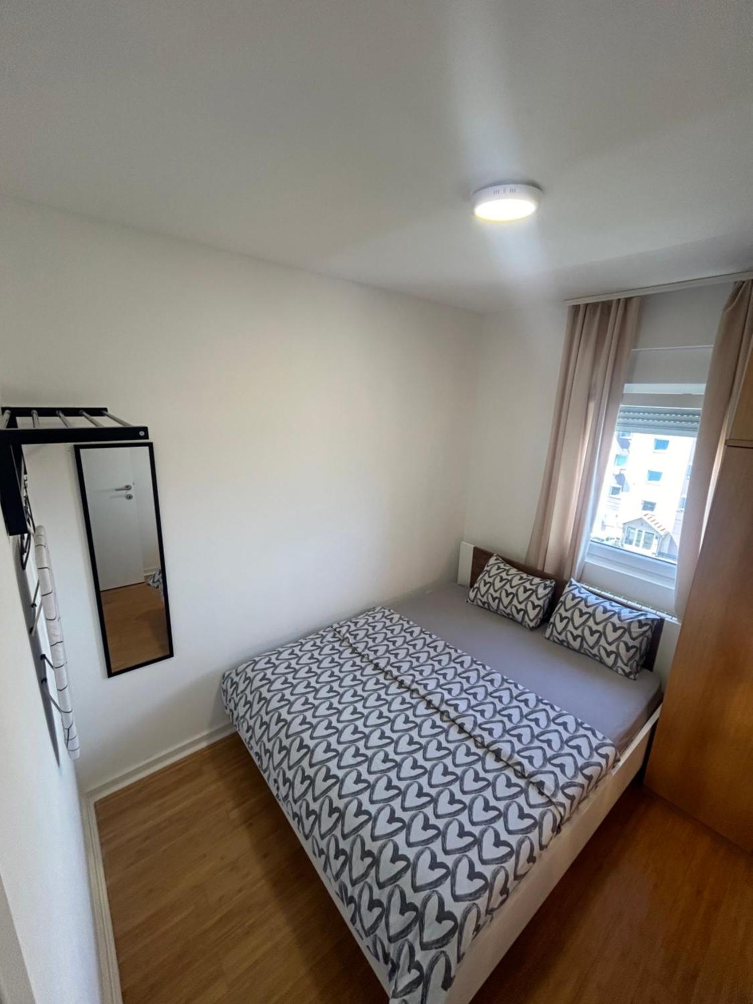 Delete 4 Apartment Belgrade Exterior photo